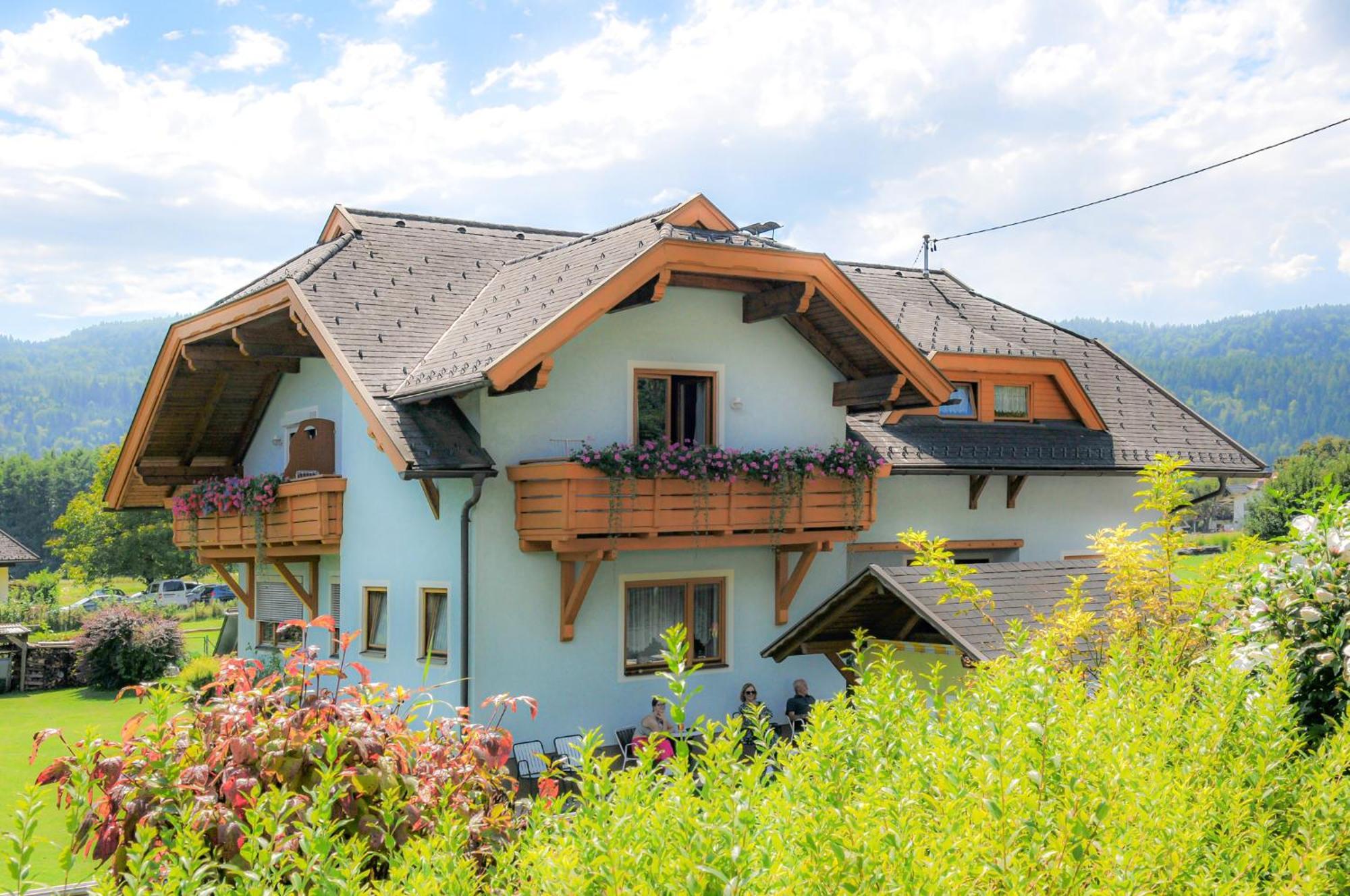 Ferienwohnungen Am See Haus Spitzer Keutschach am See Extérieur photo